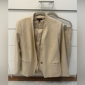 Ann Taylor Skirt Suit Size 16P